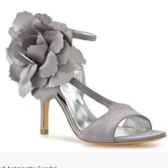 Lulu Townsend Shoes - Lulu Townsend Antoinette BLACK 4” Anklet Heel with Flower size 9 EUC